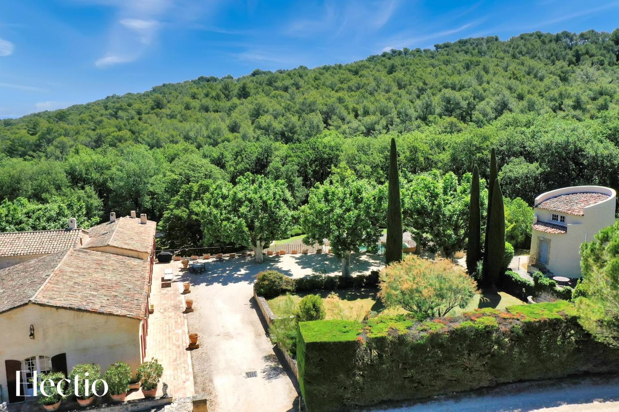 Апарт отель Bastide Domaine Tour Campanets Ле-Пюи-Сент-Репарад Экстерьер фото