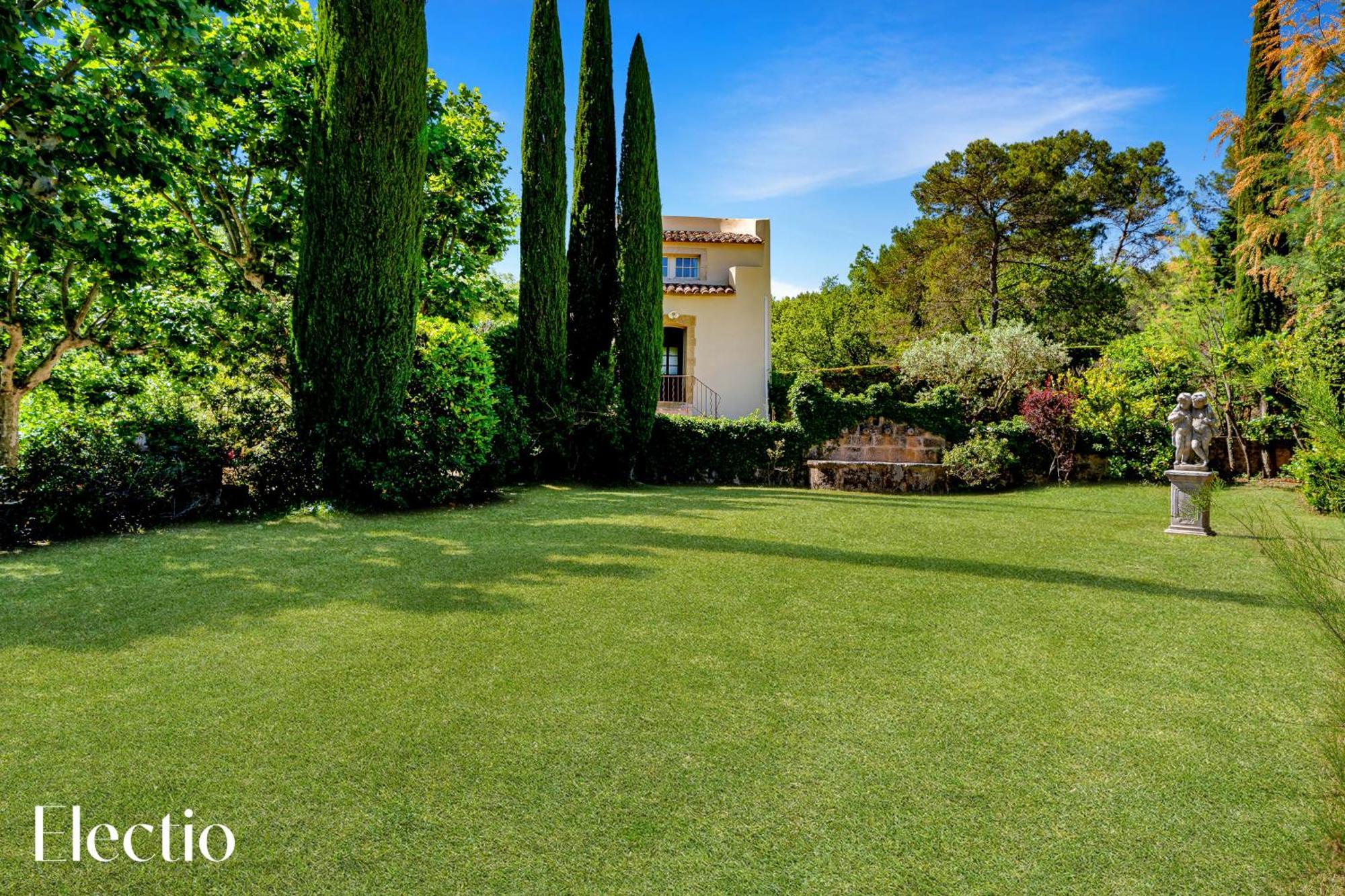 Апарт отель Bastide Domaine Tour Campanets Ле-Пюи-Сент-Репарад Экстерьер фото
