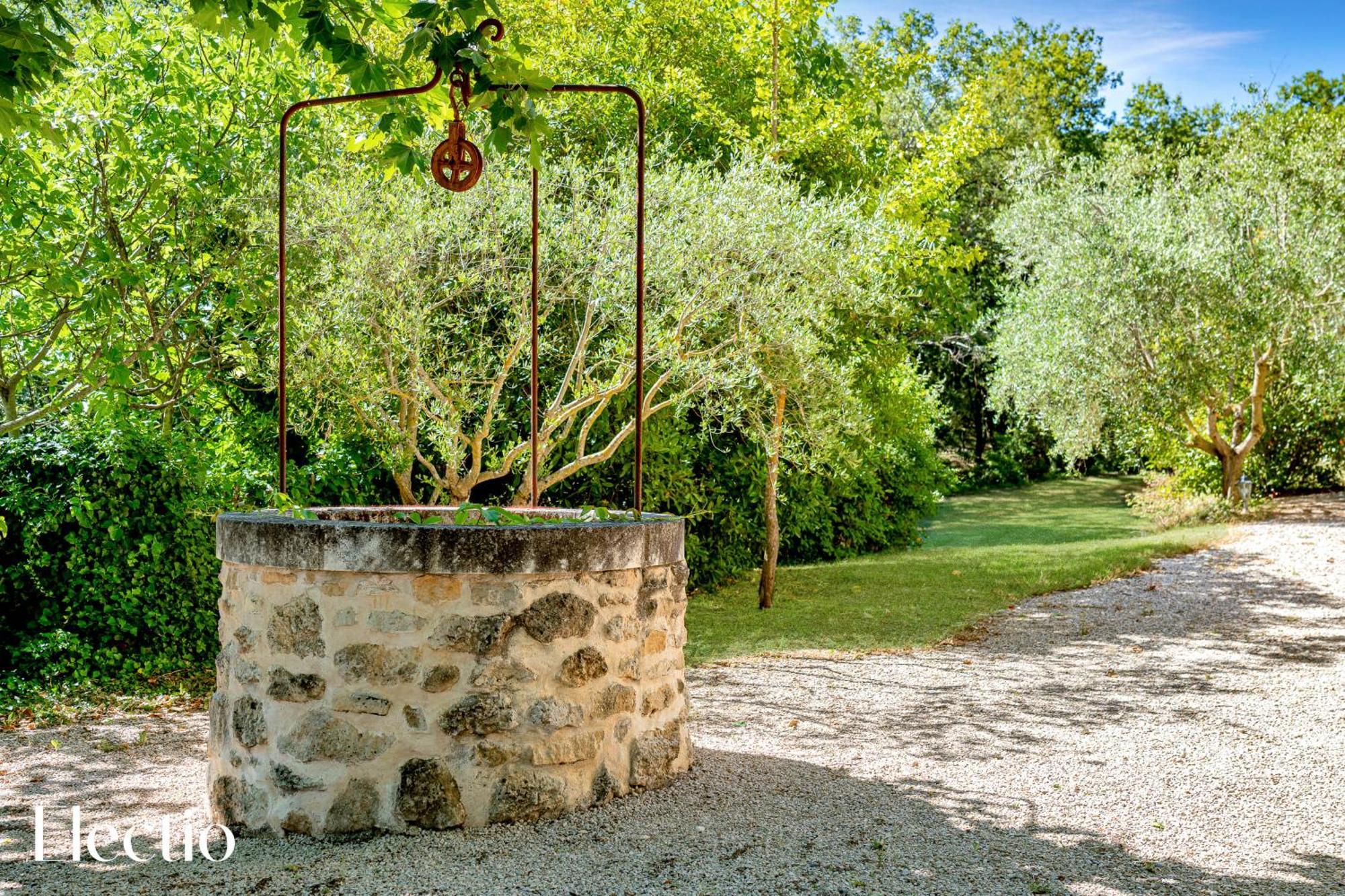 Апарт отель Bastide Domaine Tour Campanets Ле-Пюи-Сент-Репарад Экстерьер фото