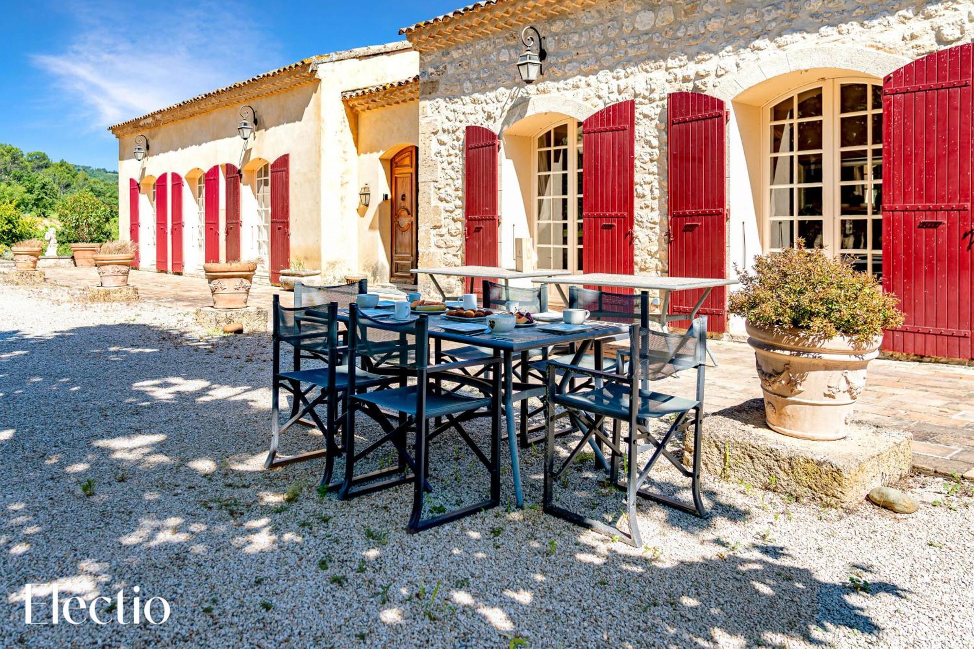 Апарт отель Bastide Domaine Tour Campanets Ле-Пюи-Сент-Репарад Экстерьер фото