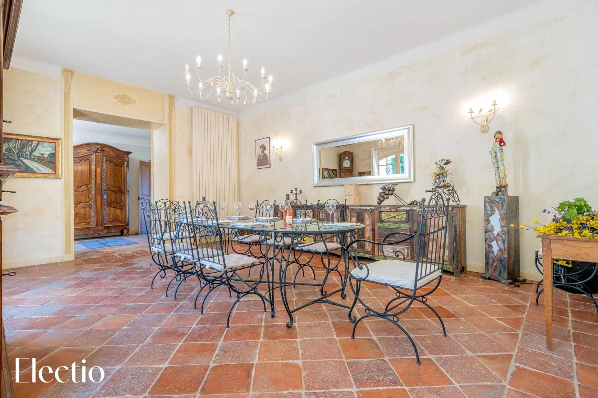 Апарт отель Bastide Domaine Tour Campanets Ле-Пюи-Сент-Репарад Экстерьер фото