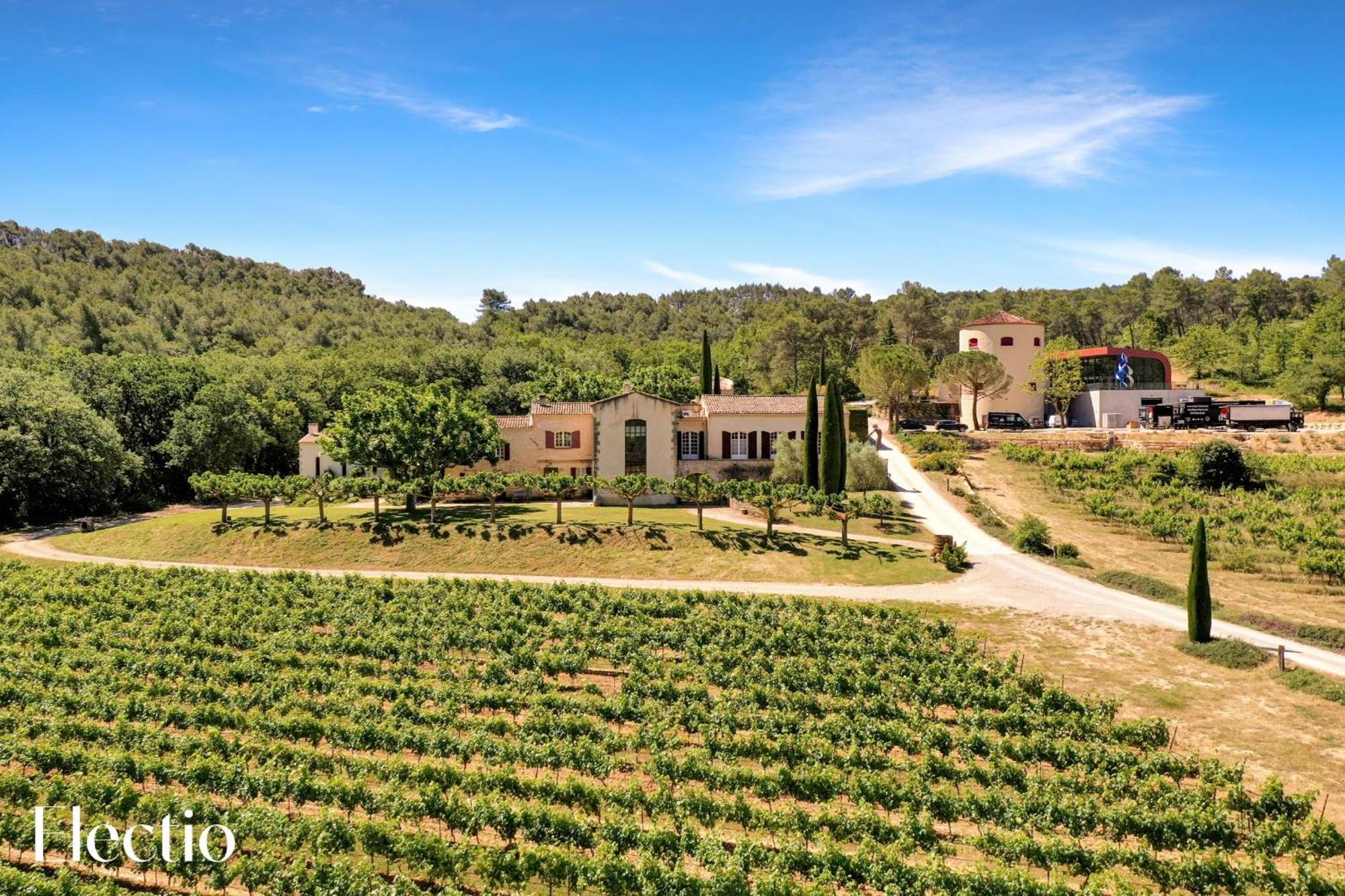 Апарт отель Bastide Domaine Tour Campanets Ле-Пюи-Сент-Репарад Экстерьер фото